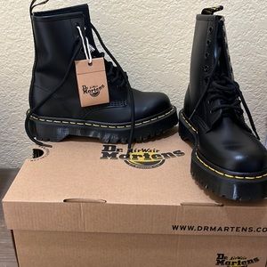 1460 Bex Dr.Martens boots
